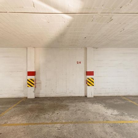 In The Historic Center Of Malaga, Very Close To The Beach And The Ave Train Station, With Private Parking Exterior foto