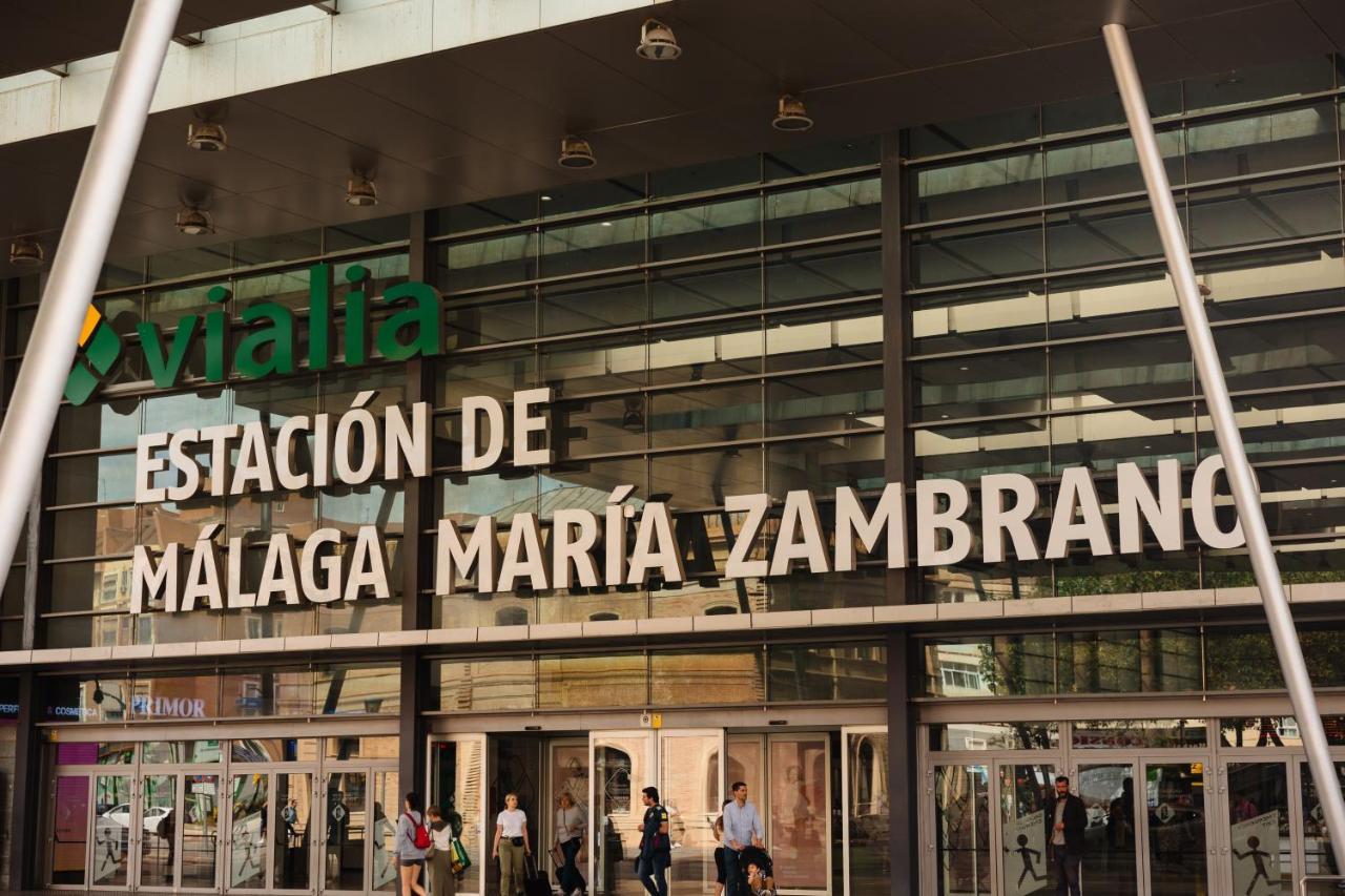 In The Historic Center Of Malaga, Very Close To The Beach And The Ave Train Station, With Private Parking Exterior foto