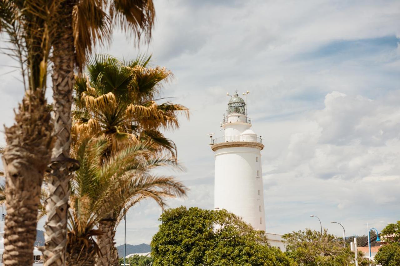 In The Historic Center Of Malaga, Very Close To The Beach And The Ave Train Station, With Private Parking Exterior foto