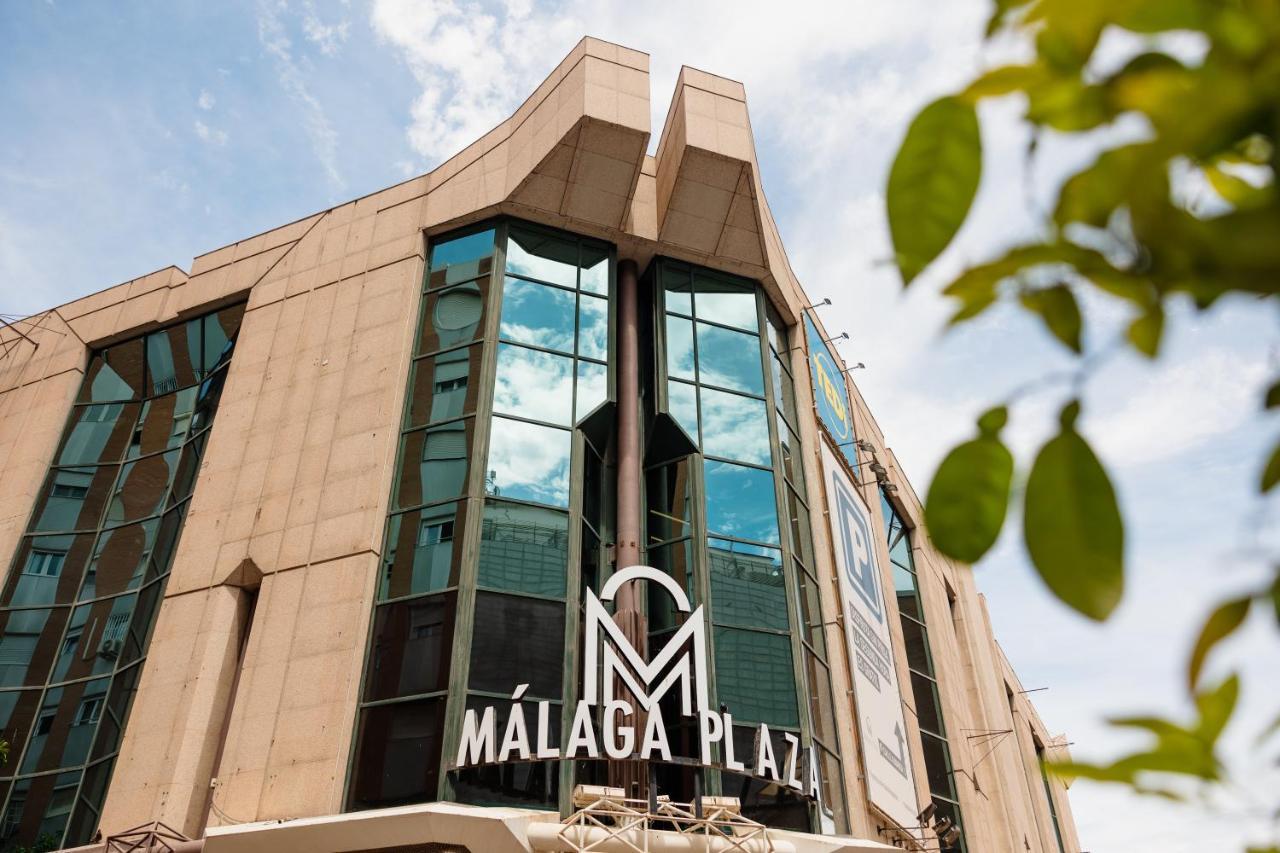 In The Historic Center Of Malaga, Very Close To The Beach And The Ave Train Station, With Private Parking Exterior foto